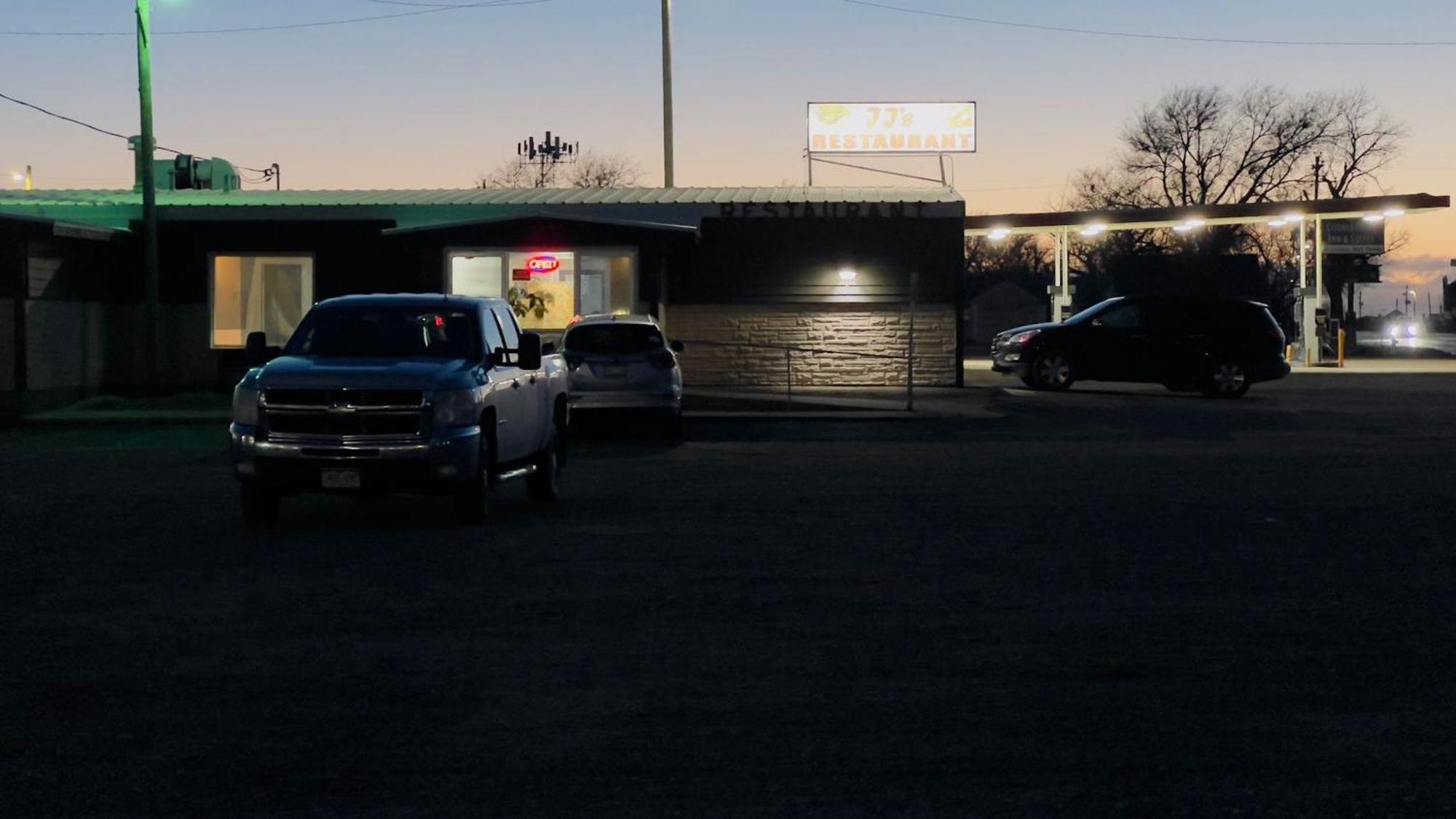 Travelors Lodge Motel & Rv Park Us-287&Us-96 Eads Exterior photo
